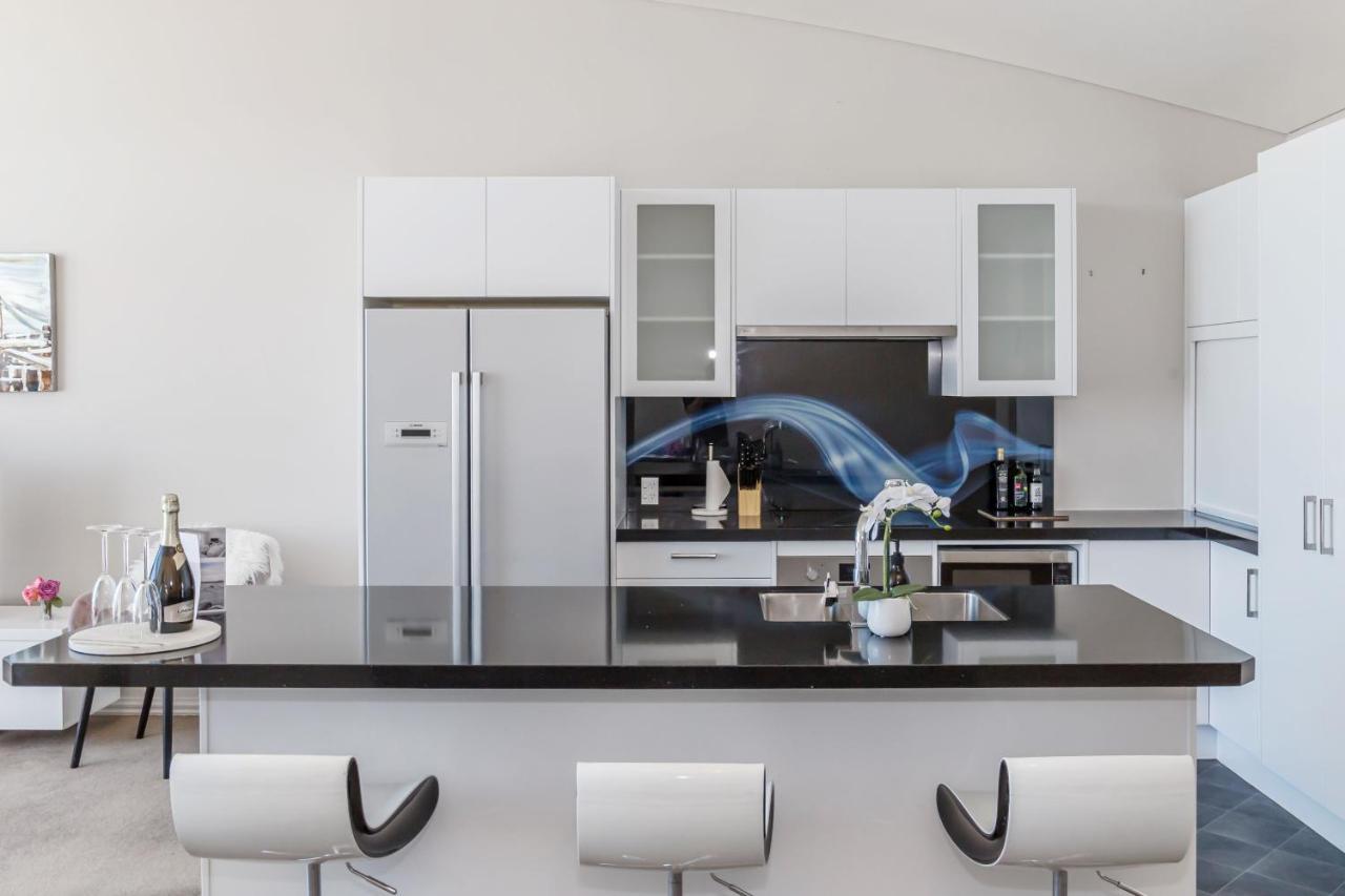 3 Bedroom Penthouse With Fabulous Views Auckland Exteriör bild