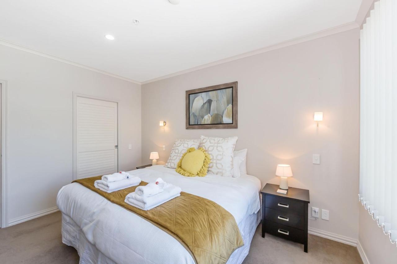 3 Bedroom Penthouse With Fabulous Views Auckland Exteriör bild
